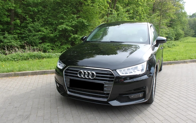 Audi A1 cena 42900 przebieg: 80200, rok produkcji 2016 z Wałbrzych małe 106